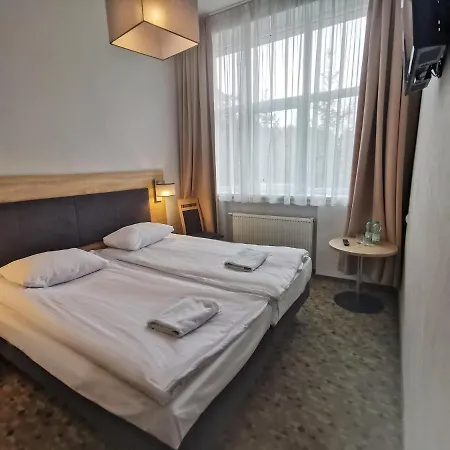 Centrum Trzy Jeziora Wielen 3*