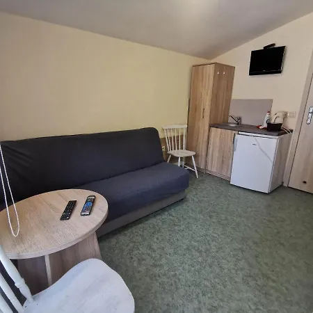 Centrum Trzy Jeziora Wielen 3* Вєлен-Заобжанскі