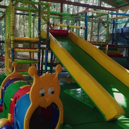 Centrum Trzy Jeziora Wielen 3* Вєлен-Заобжанскі