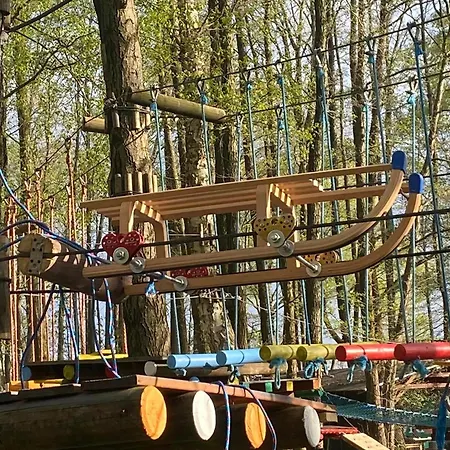 Centrum Trzy Jeziora Wieleń 3* Wieleń Zaobrzanski