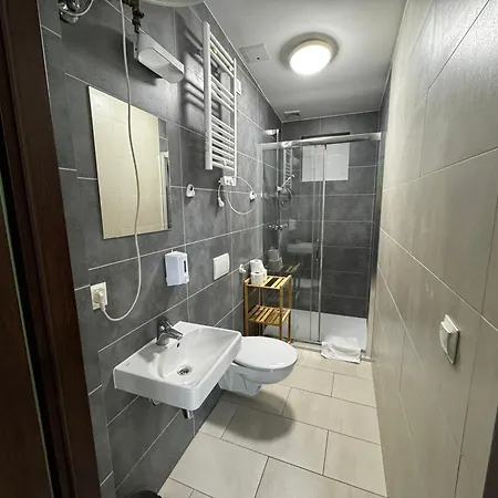 Centrum Trzy Jeziora Wielen Rezort 3*