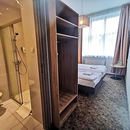 Resort Centrum Trzy Jeziora Wielen 3*