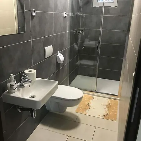 Centrum Trzy Jeziora Wielen 3*