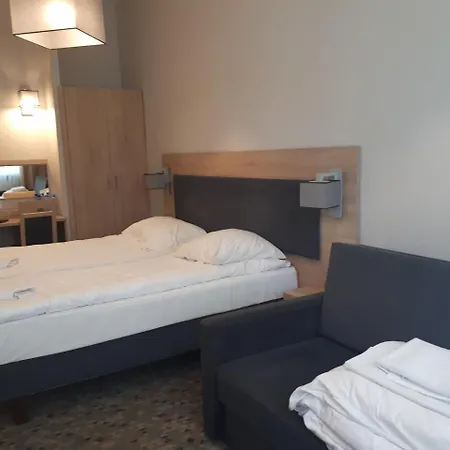 Centrum Trzy Jeziora Wielen 3*