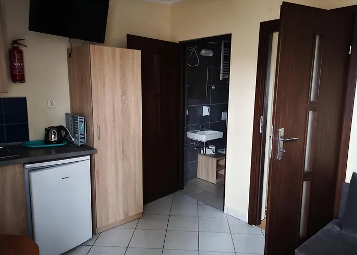 Centrum Trzy Jeziora Wielen 3*