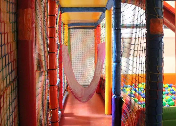 Centrum Trzy Jeziora Wielen Wielen Zaobrzanski