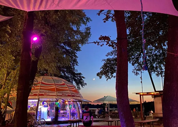 Centrum Trzy Jeziora Wielen 3* Велен-Заобжанский