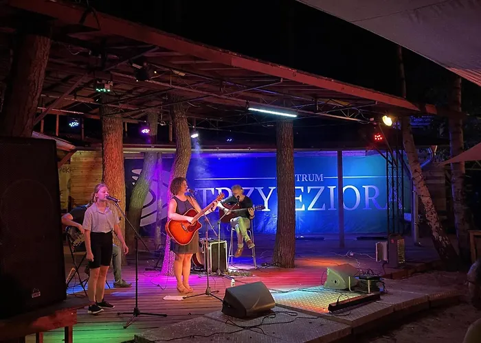 Centrum Trzy Jeziora Wielen 3*