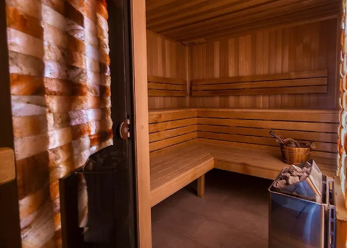 Centrum Trzy Jeziora Wielen 3*